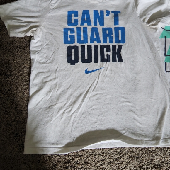 2 Nike tees - Picture 4 of 5